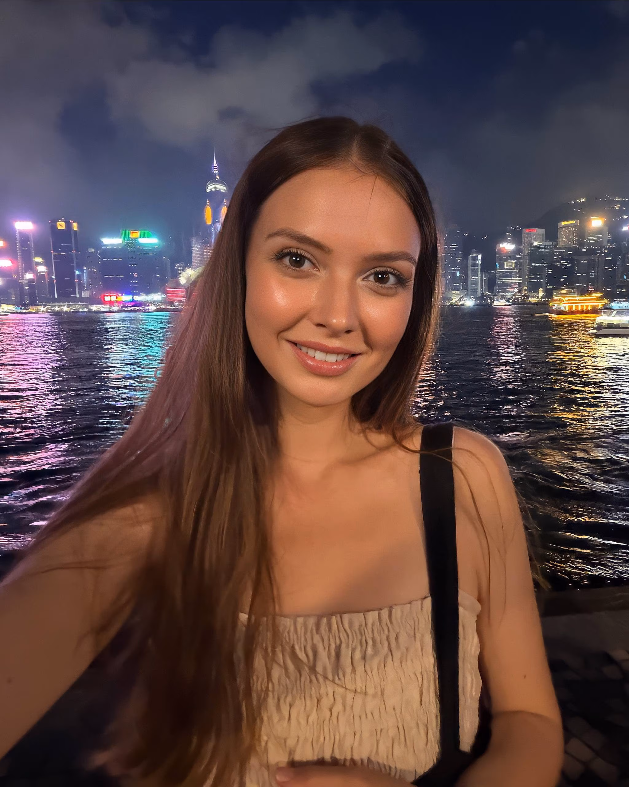 Alina 28 Bangkok Thailand how to spot a fake filipina profile